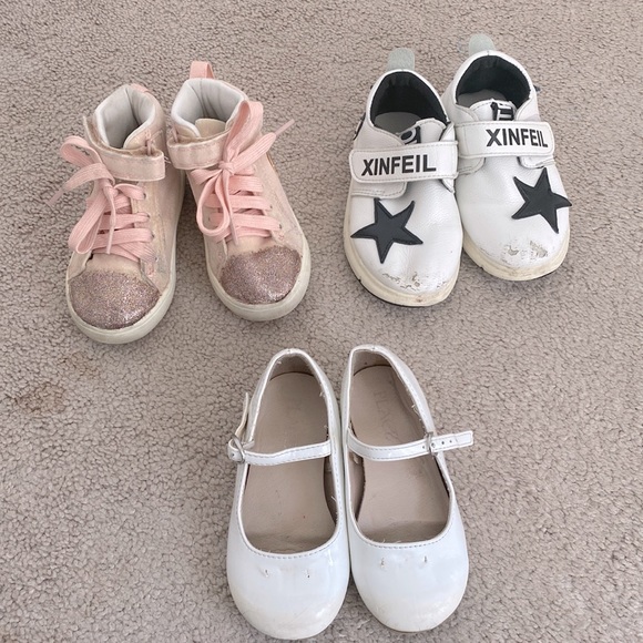 4 for $25 Bundle of 3 Pair of Toddle Shoes - Picture 1 of 16